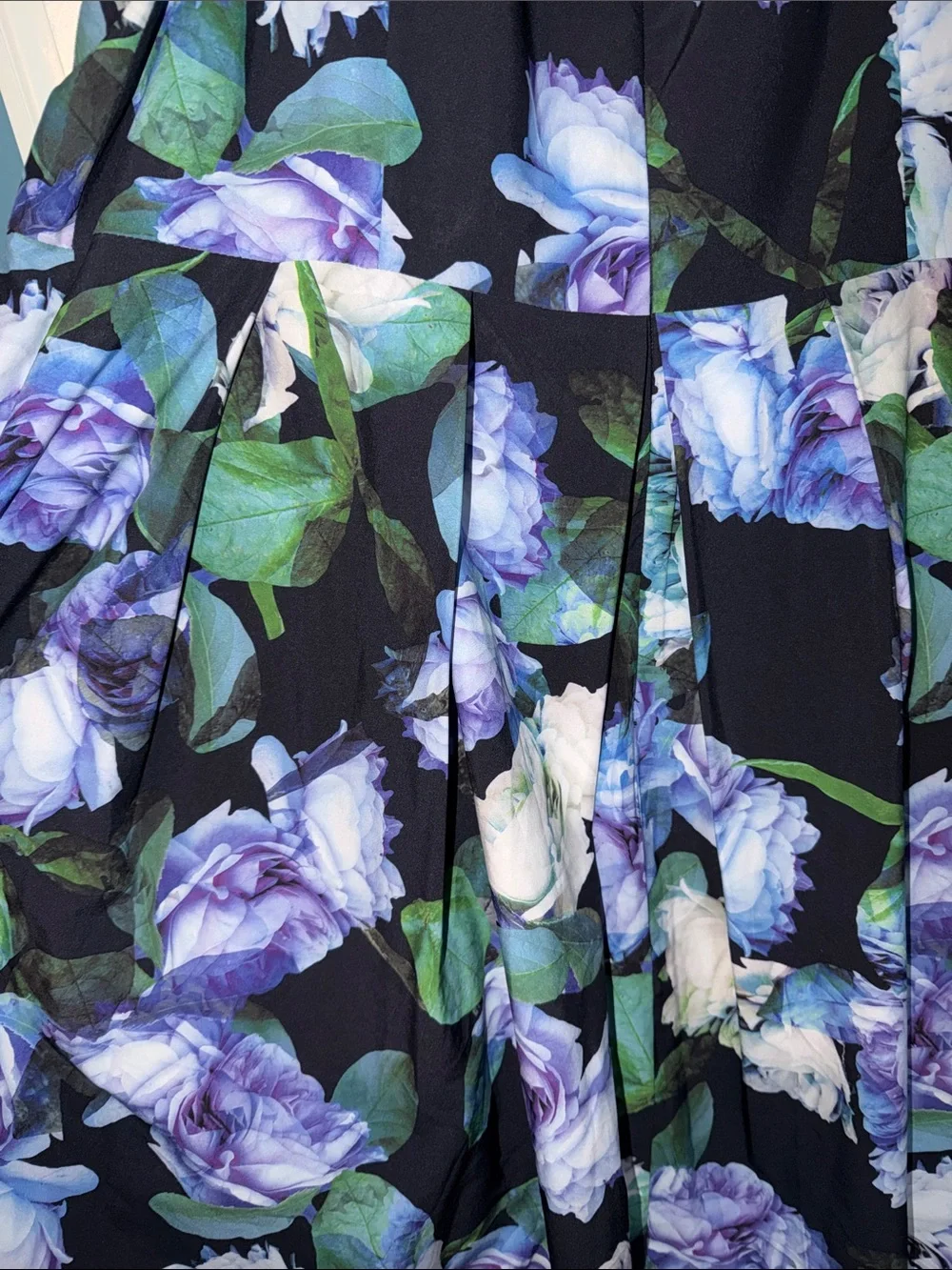 City Chic Black Floral V-Neck Midi Dress with Purple & White Blooms size 20 - Picture 6 of 6